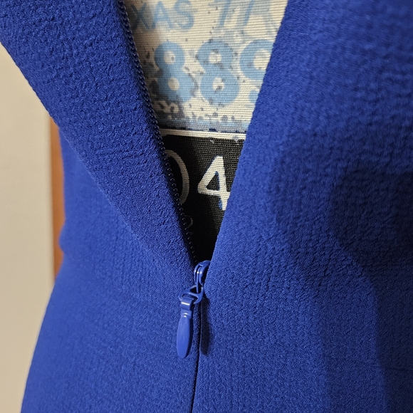 BCBGMaxazria Women's Size 8 Viviane Blue Beaded Collar Halter Evening Dress/Gown - Picture 7 of 11